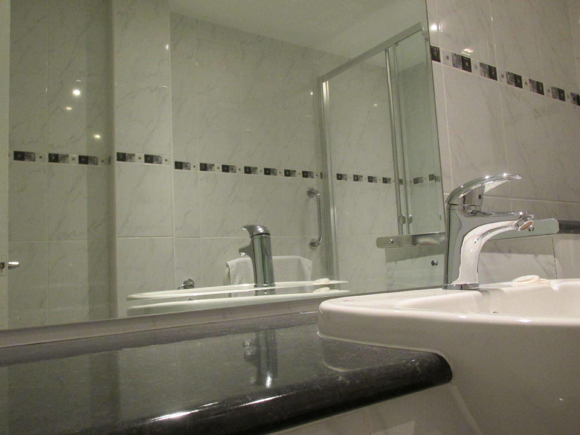 Fourcroft Hotel United Kingdom Buitenkant foto
