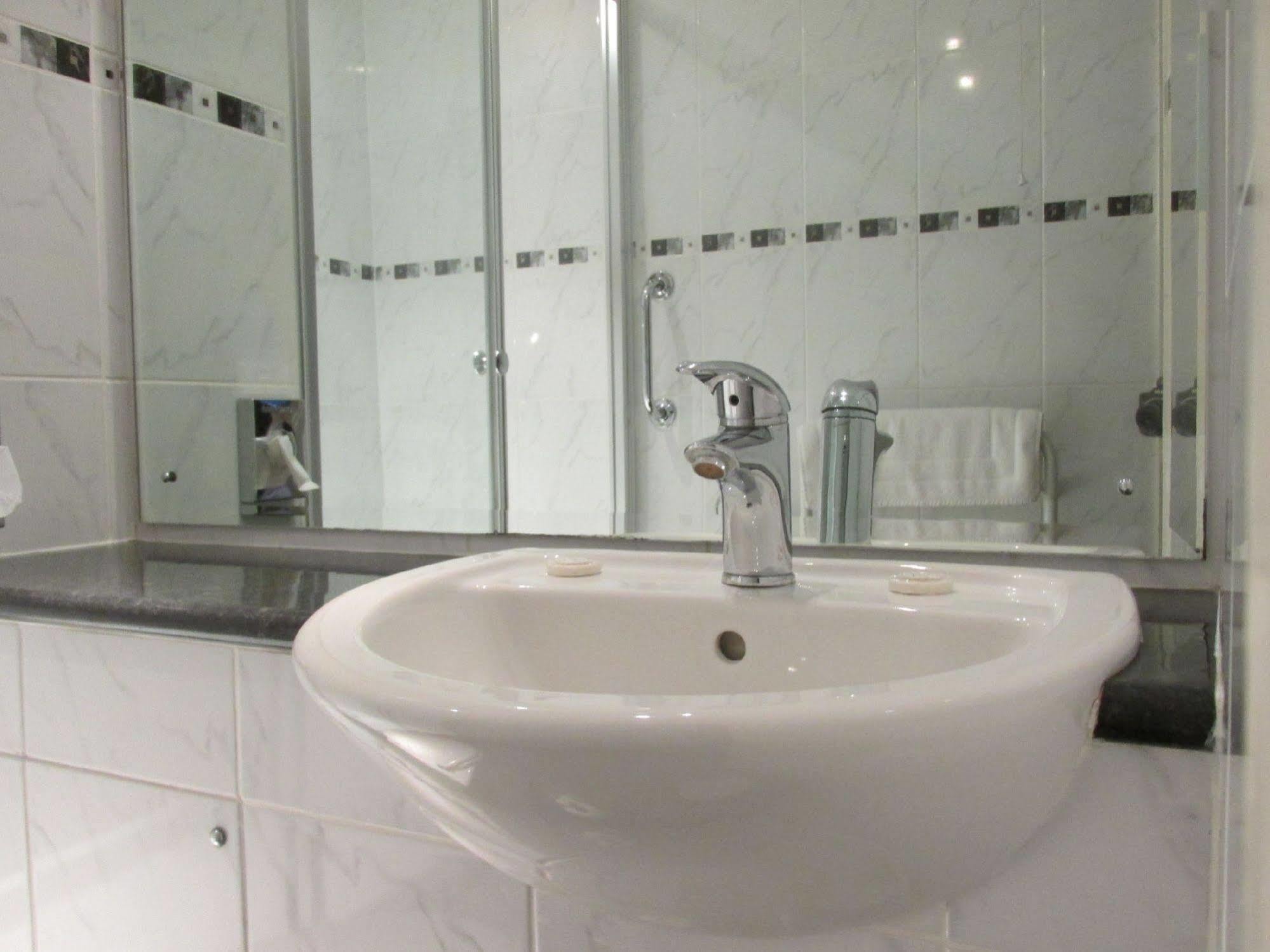 Fourcroft Hotel United Kingdom Buitenkant foto